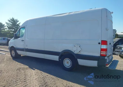 2012 Mercedes-Benz Sprinter 2500 High Roof из США, поврежденный, VIN WD3PE8CB1C5705872